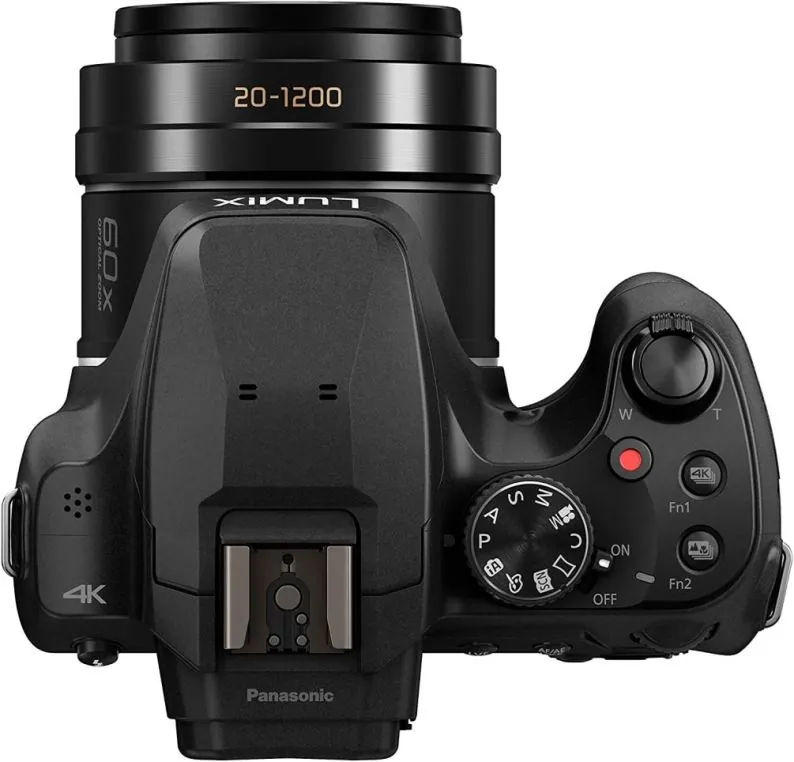 Lumix FZ82